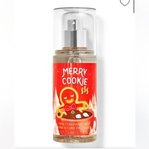 BBW Merry Cookie Body Mist-  Almond Cookies, gourmand, sweet, vanilla,